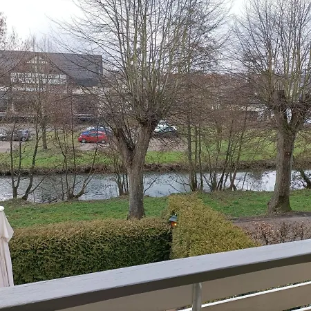 Hotel-restaurant Babylon ホテル 3*