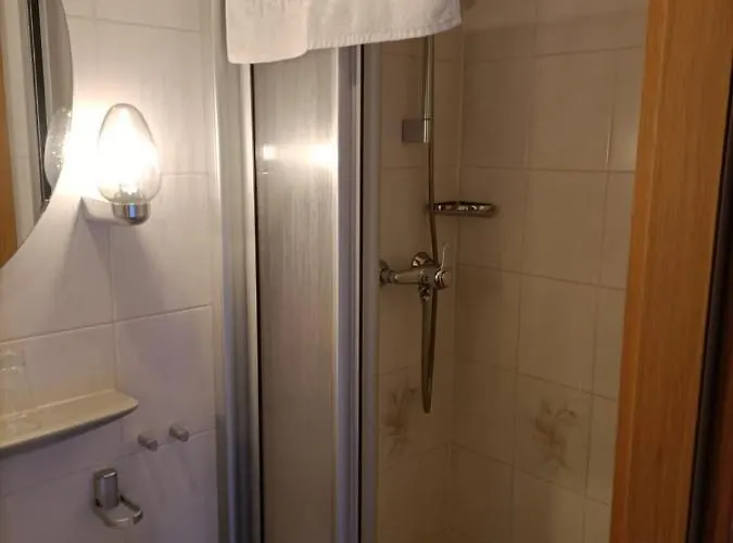 Hotel-restaurant Babylon מלון Dierdorf