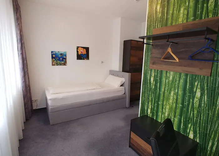 Hotel-restaurant Babylon מלון Dierdorf